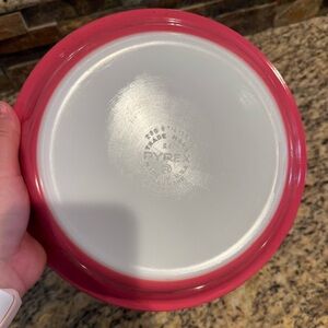 Pink flamingo Pyrex 209 8 1/2 round plate